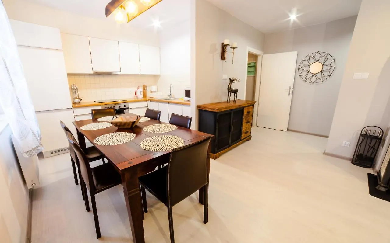 Apartamenty Sun&Snow Karpacz Mysliwska 0*,